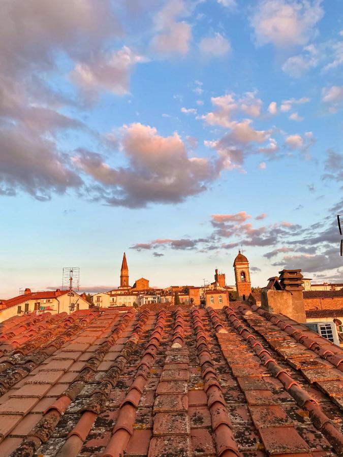 La Corte Arezzo Bagian luar foto
