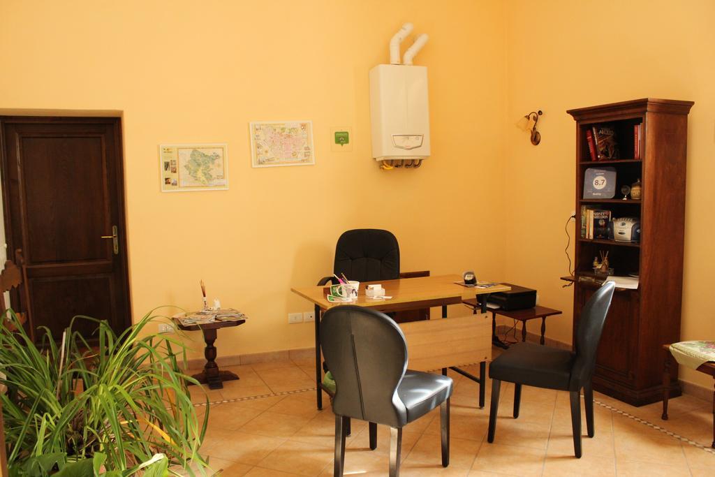 La Corte Arezzo Bagian luar foto